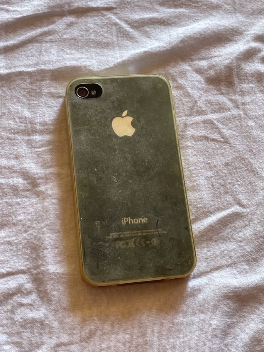 Apple Portables: Apple iPhone 4 schwarz / Zustand unbekannt – Défectueux à Worb par sonnenblumen_lisa 1