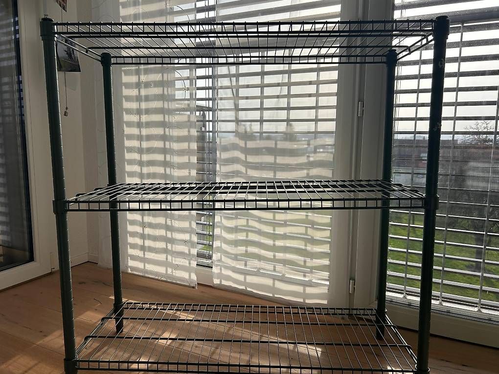 Scaffali: Regal – Usato da Tägerschen venduto da lawinli