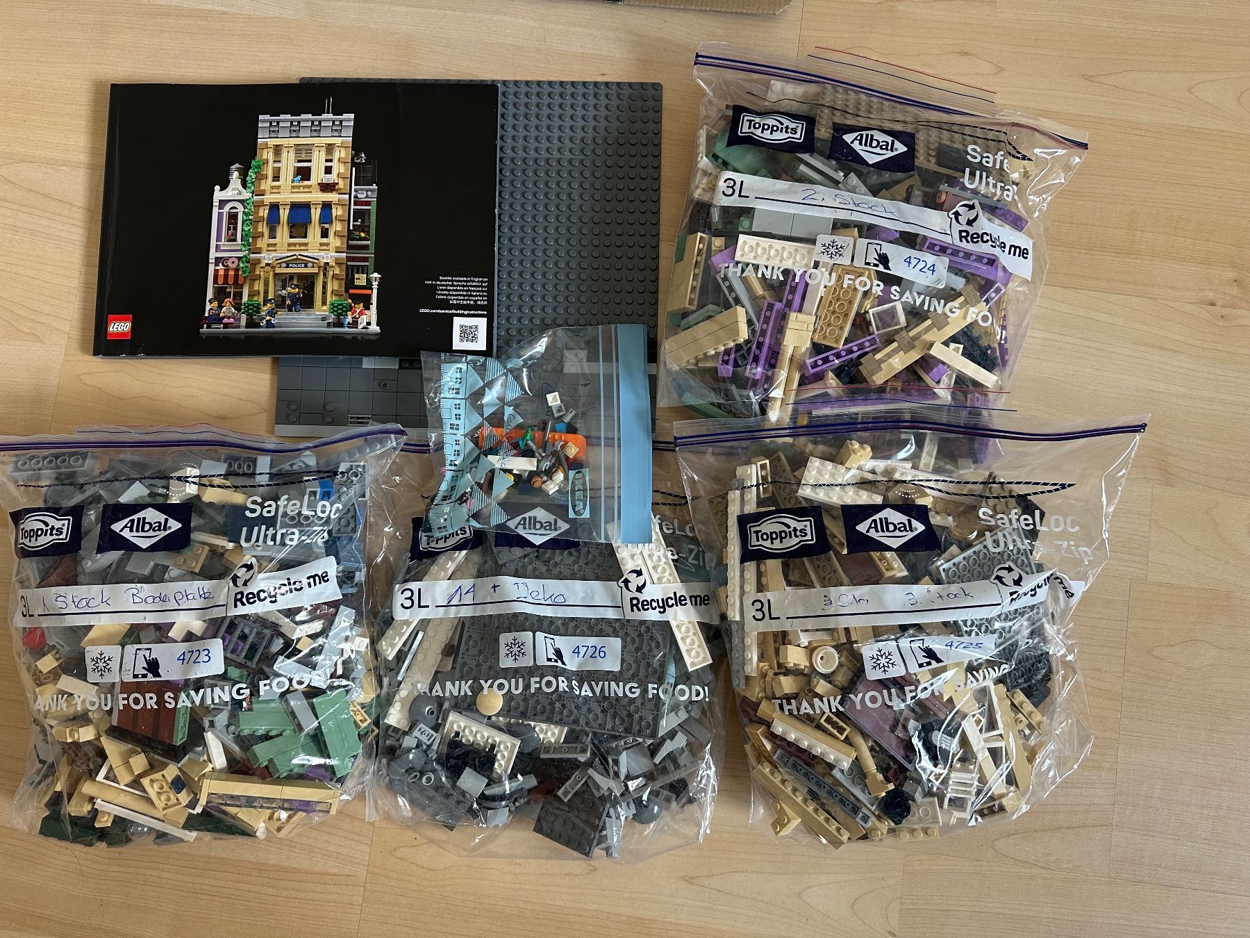 Lego Kit di costruzioni: LEGO Creator Expert 10278 Polizeistation – Usato da Gurmels venduto da belo63 2