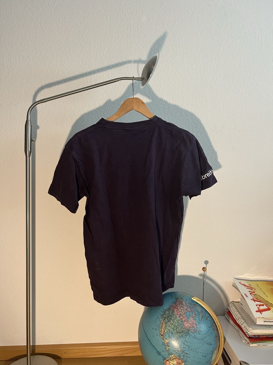 T-Shirts: T-Shirt Violett – Gebraucht aus Reinach BL von the_9lwh 1