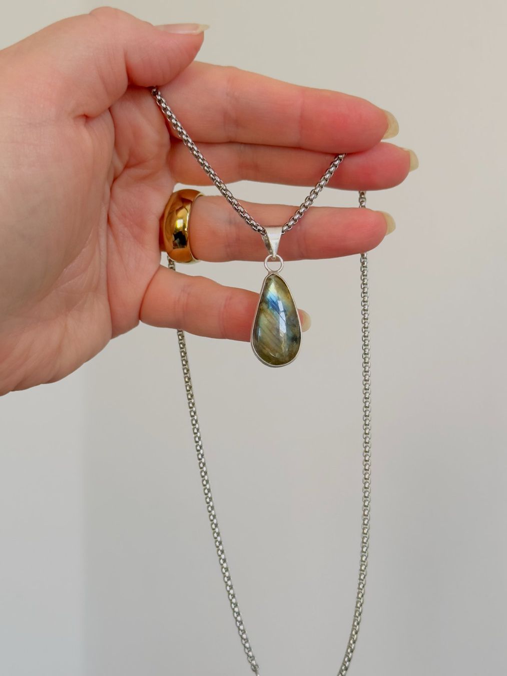 Catenine: Fashionable labradorite necklace – Nuovo e nell'imballaggio originale da Genève venduto da AGBERG 7