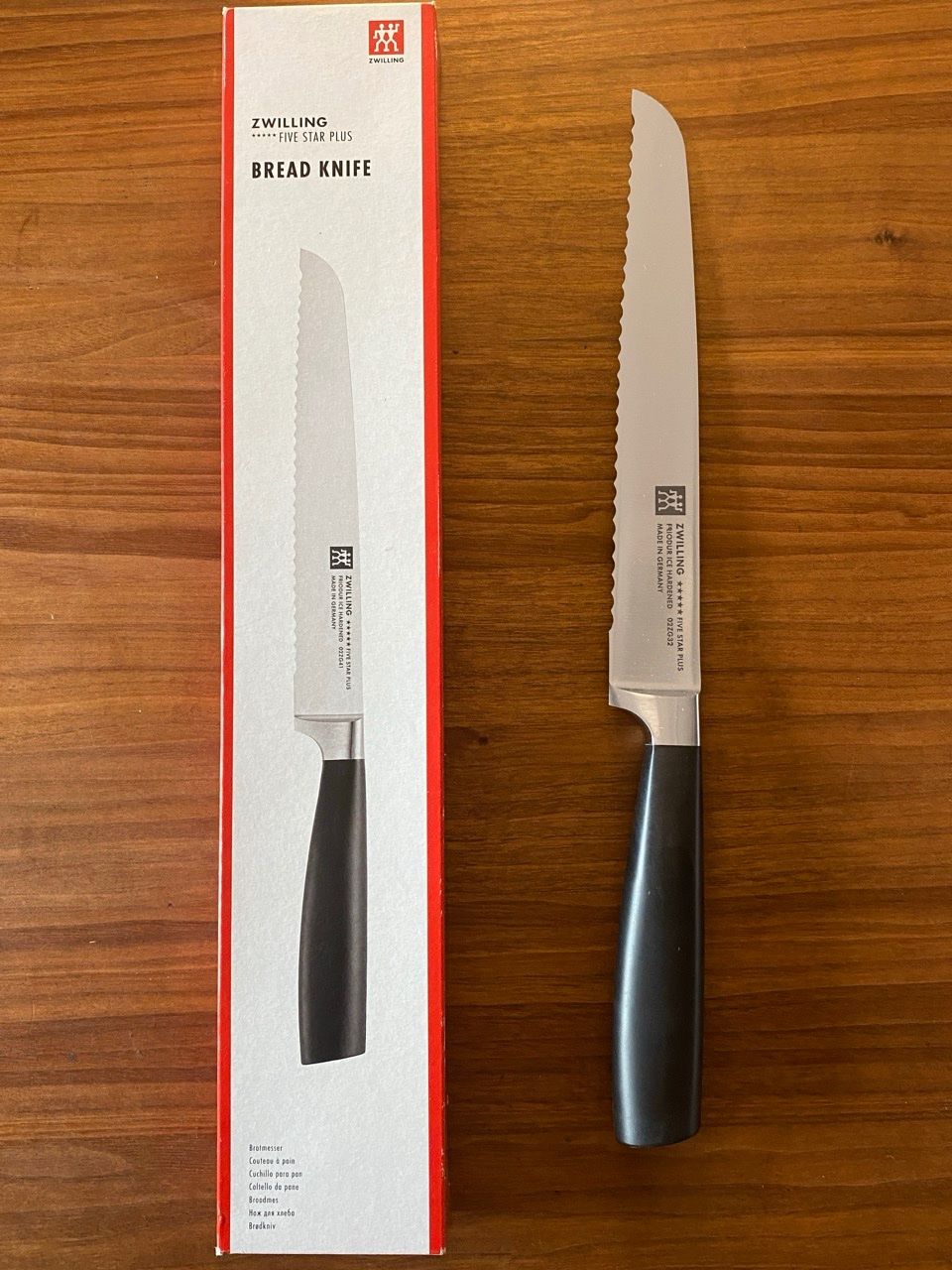 Zwilling Coltelli da cucina: Zwilling 5 Sterne Plus Brotmesser NEU – Nuovo e nell'imballaggio originale da Meggen venduto da Prkz77