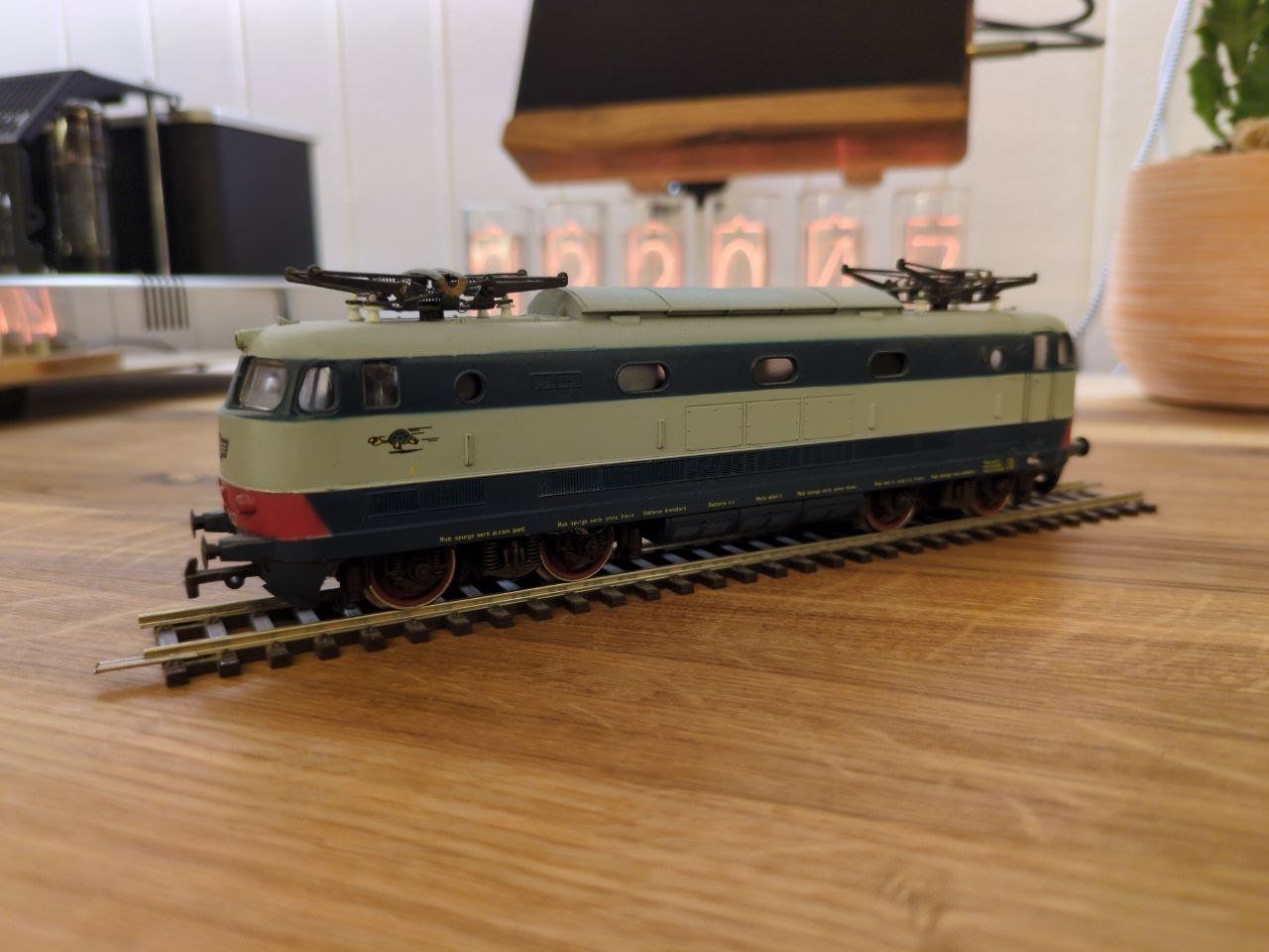 Rivarossi Modellini di ferrovie: Seltene Rivarossi FS E444 H0 – Usato da Grindelwald venduto da danielep 2