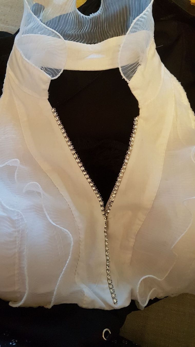Kleider: Schwarz-weisses Neckholder-Kleid – Neu (gemäss Beschreibung) aus Oberengstringen von Sheera7 9