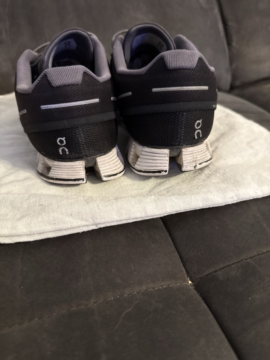 Scarpe da uomo: On Running Cloud – Grösse 44 – Usato da Flawil venduto da alexi85 1