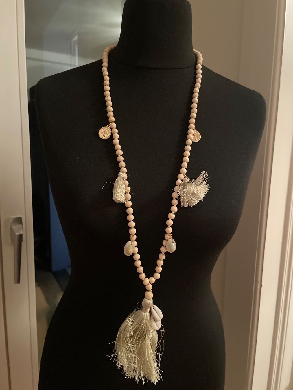 Hallhuber Catenine: Kette Hallhuber mit Muscheln – Usato da Horgen venduto da and_52jt