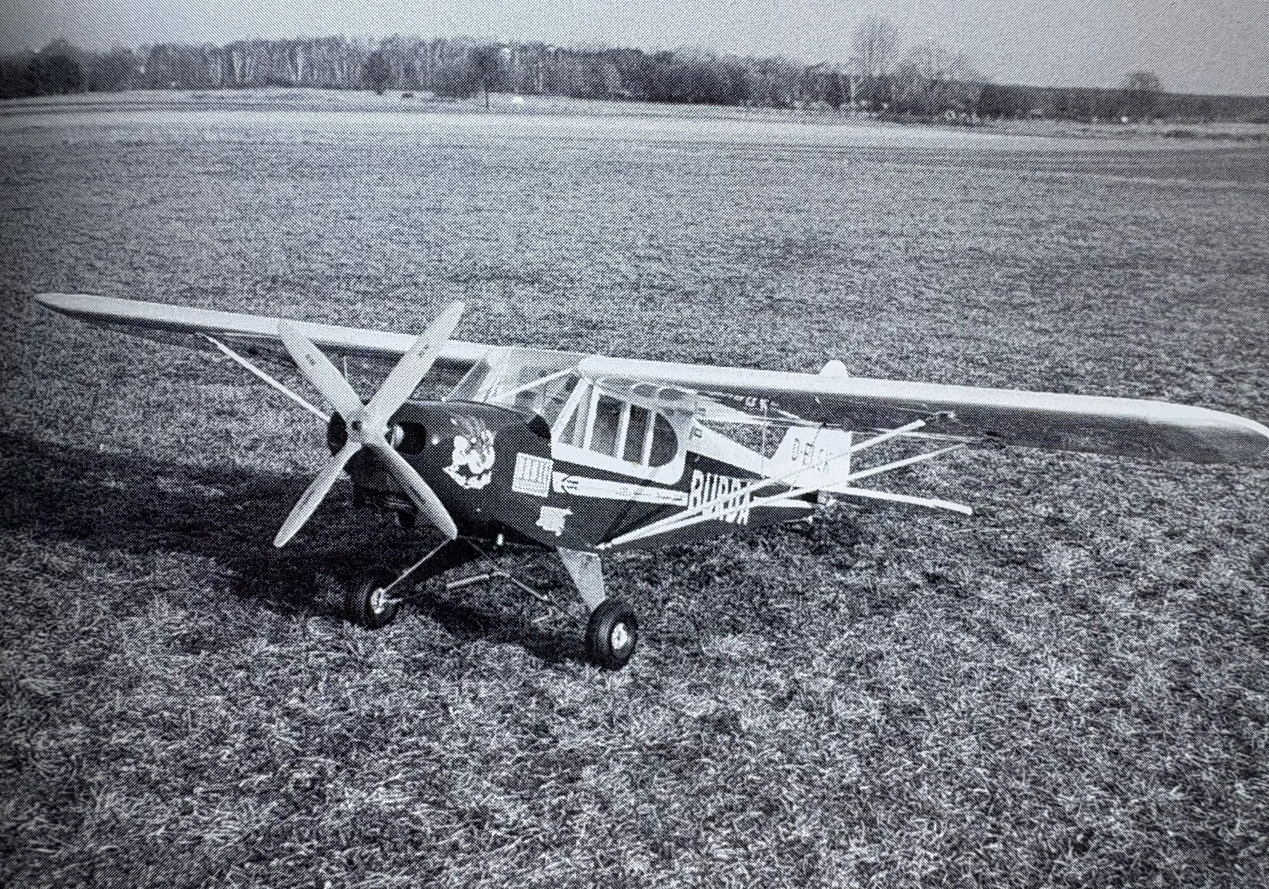 Libri: Modell-Flugzeugschlepp – Usato da Ebnat-Kappel venduto da pourlemerite 4