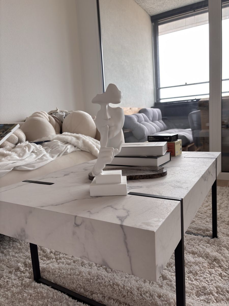 Beliani Tische: Couchtisch Merced- weisser Marmor – Gebraucht aus Aesch BL von met_c8xr