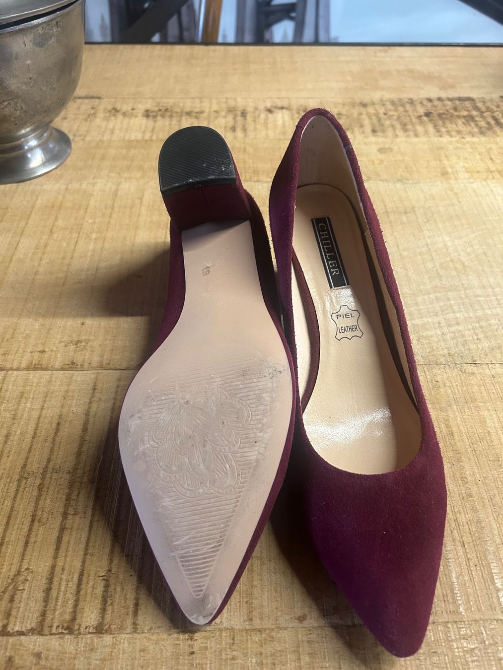 Scarpe da donna: Chaussures en cuir en daim – Usato da Val-d'Illiez venduto da Dombou 2