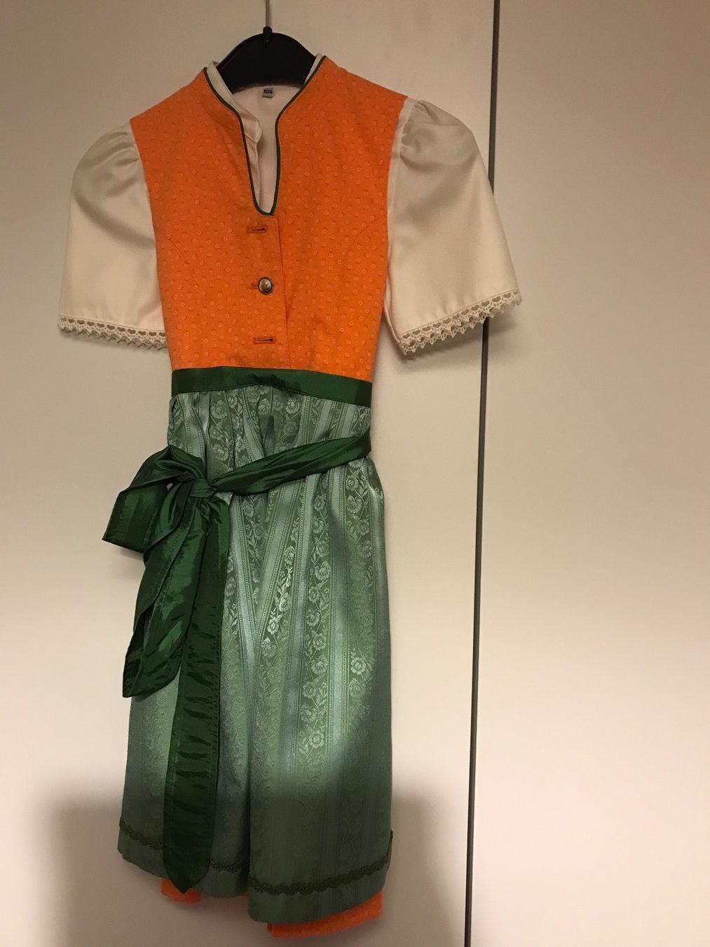 Vestiti & Gonne: Kleinkinder Dirndl – Usato da Luzern venduto da Samsay