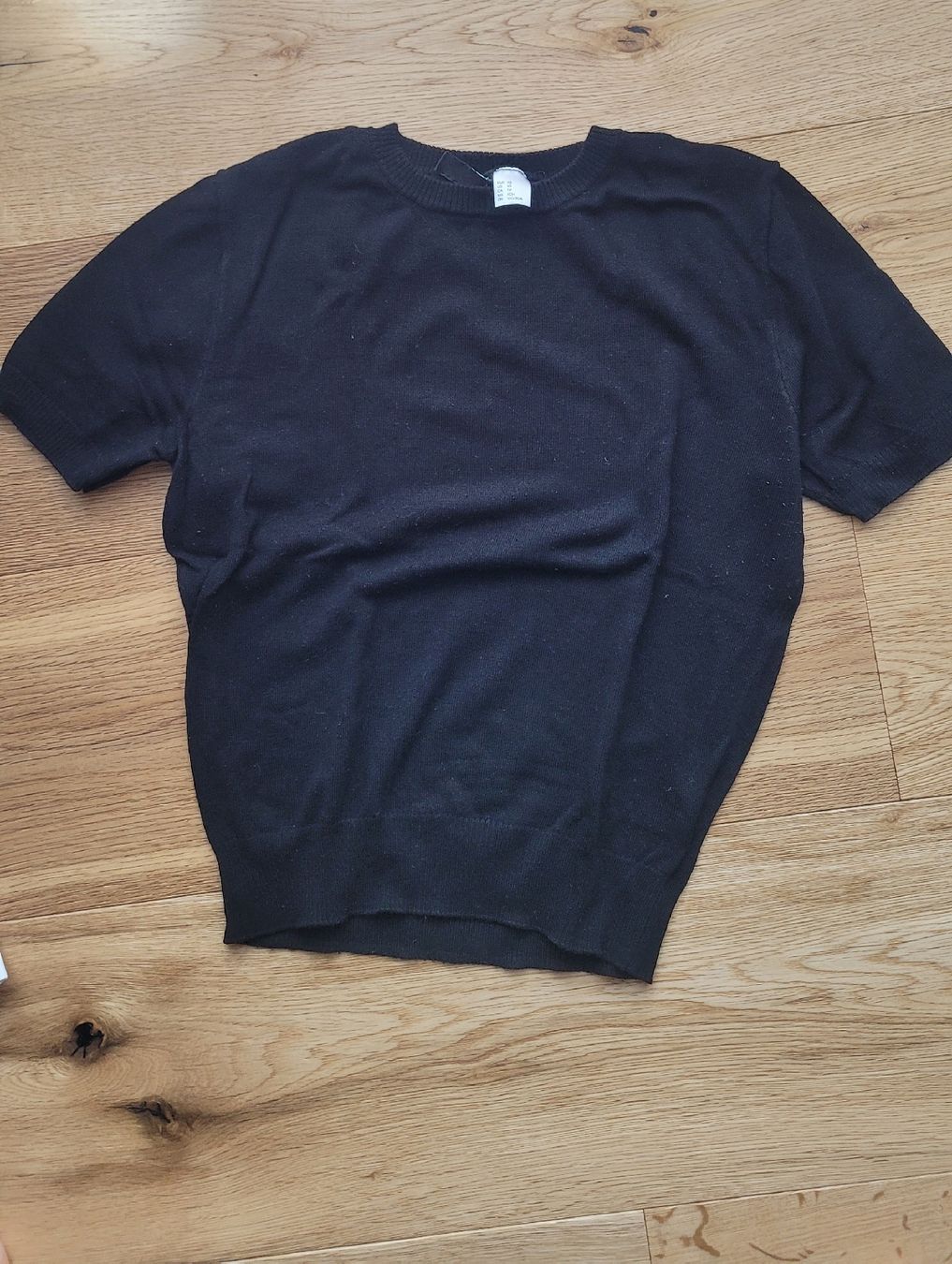 H&M T-shirt: T-Shirt – Nuovo (secondo la descrizione) da Neu St. Johann venduto da cim_vv6n