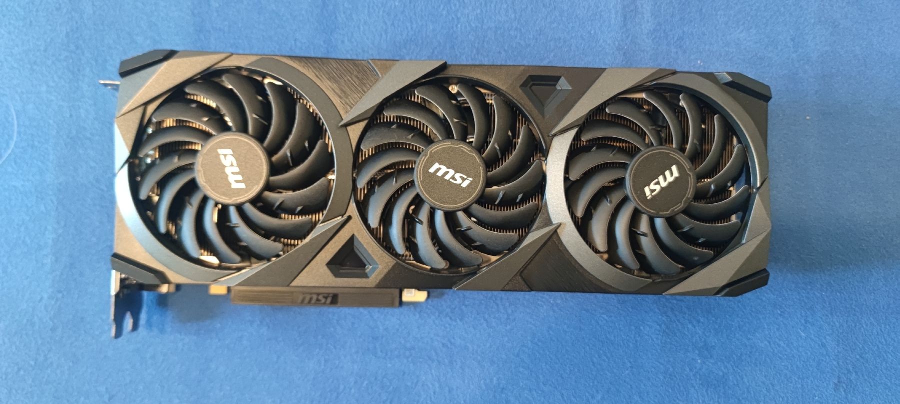 Nvidia Schede grafiche: Nvidia RTX3090 MSI Ventus 3x OC – Difettoso da Langnau am Albis venduto da lew_k2bg