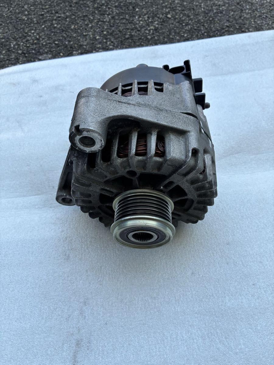 BMW Tutti pezzi di ricambio auto: BMW e91 Alternator – Usato da Grenchen venduto da Netii10 2