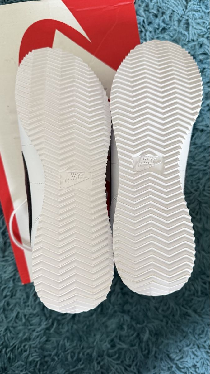 Nike Scarpe da donna: Nike Cortez White Black Leather – Nuovo e nell'imballaggio originale da Kloten venduto da liu_65tx 4
