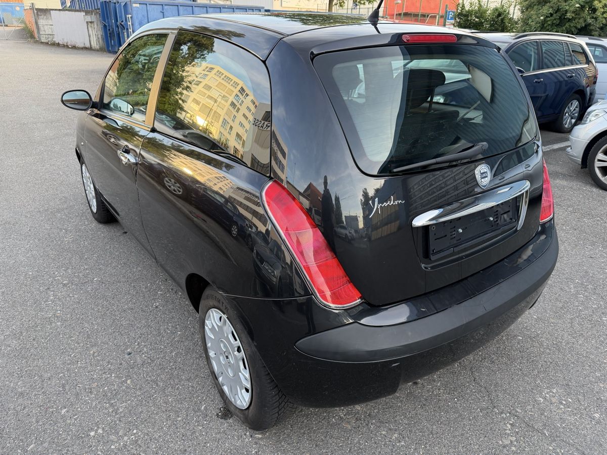 Lancia Automobili: LANCIA Ypsilon 1.4 – Usato da Birsfelden venduto da jli_t8rq 5