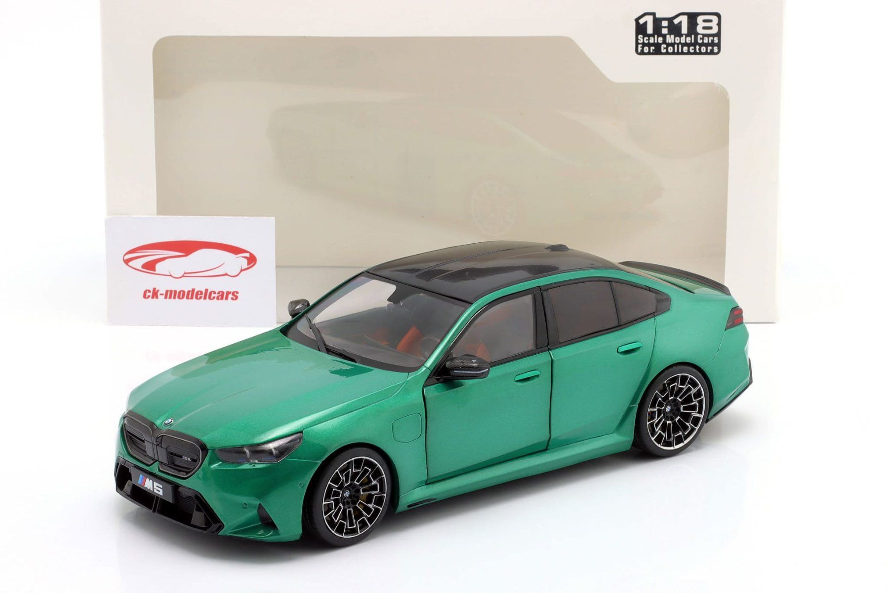 BMW Modellautos: BMW M5 (G90) M Year 2025 Isle of Man green 1:18 Solido – Neu und originalverpackt aus Stäfa von wkmodells