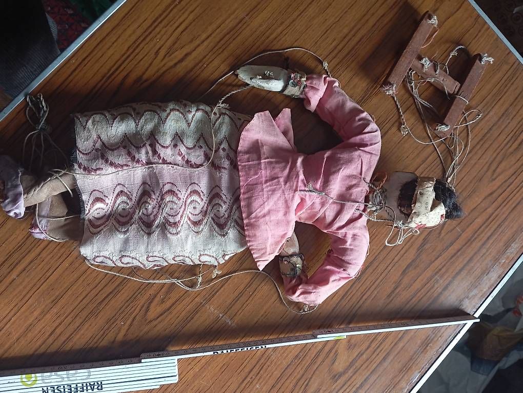 Bambole: Antike Marionette Asien – Usato da Basel venduto da Petergunn 3