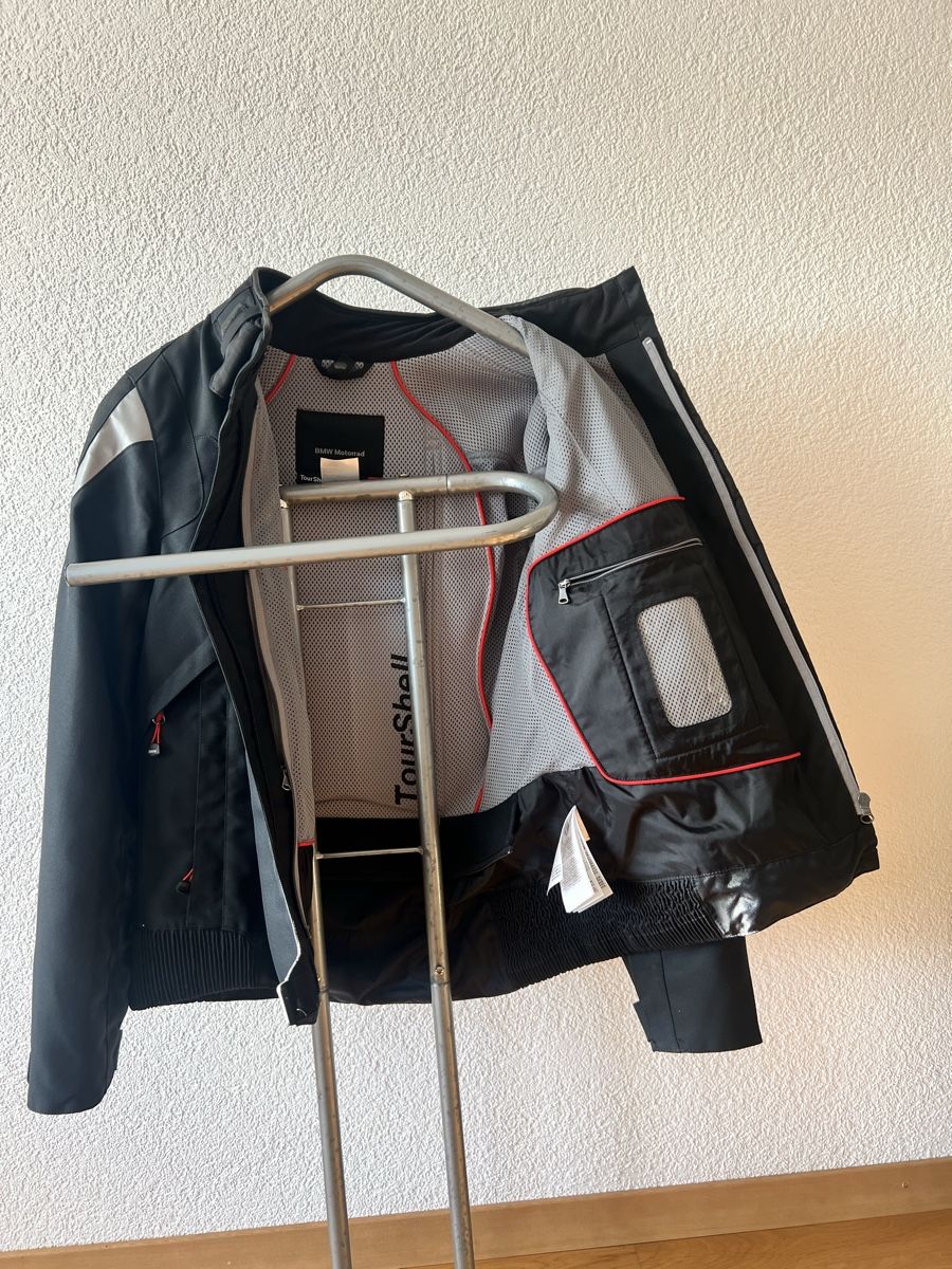 BMW Jacken: Motorcycle jacket BMW TOURSHELL 40 – Gebraucht aus Fribourg von 7vo_pd22 1