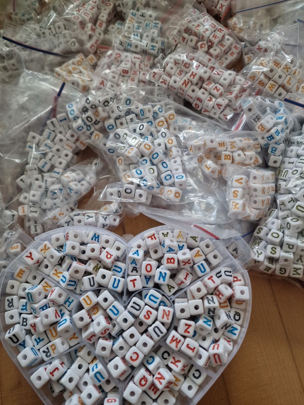 Perle (finte): Acryl Buchstabenwürfel – Nuovo (secondo la descrizione) da Beringen venduto da Ele_Ely23 2