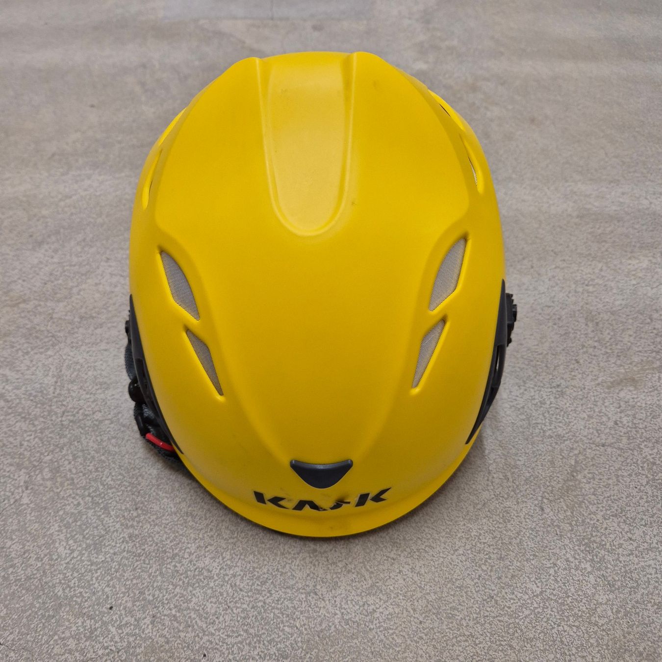 Kask Gesichts- und Gehörschutz: KASK PLASMA WORK Arbeitsschutzhelm gelb Grösse 51-63 cm – Gebraucht aus Schinznach Bad von Bingi02