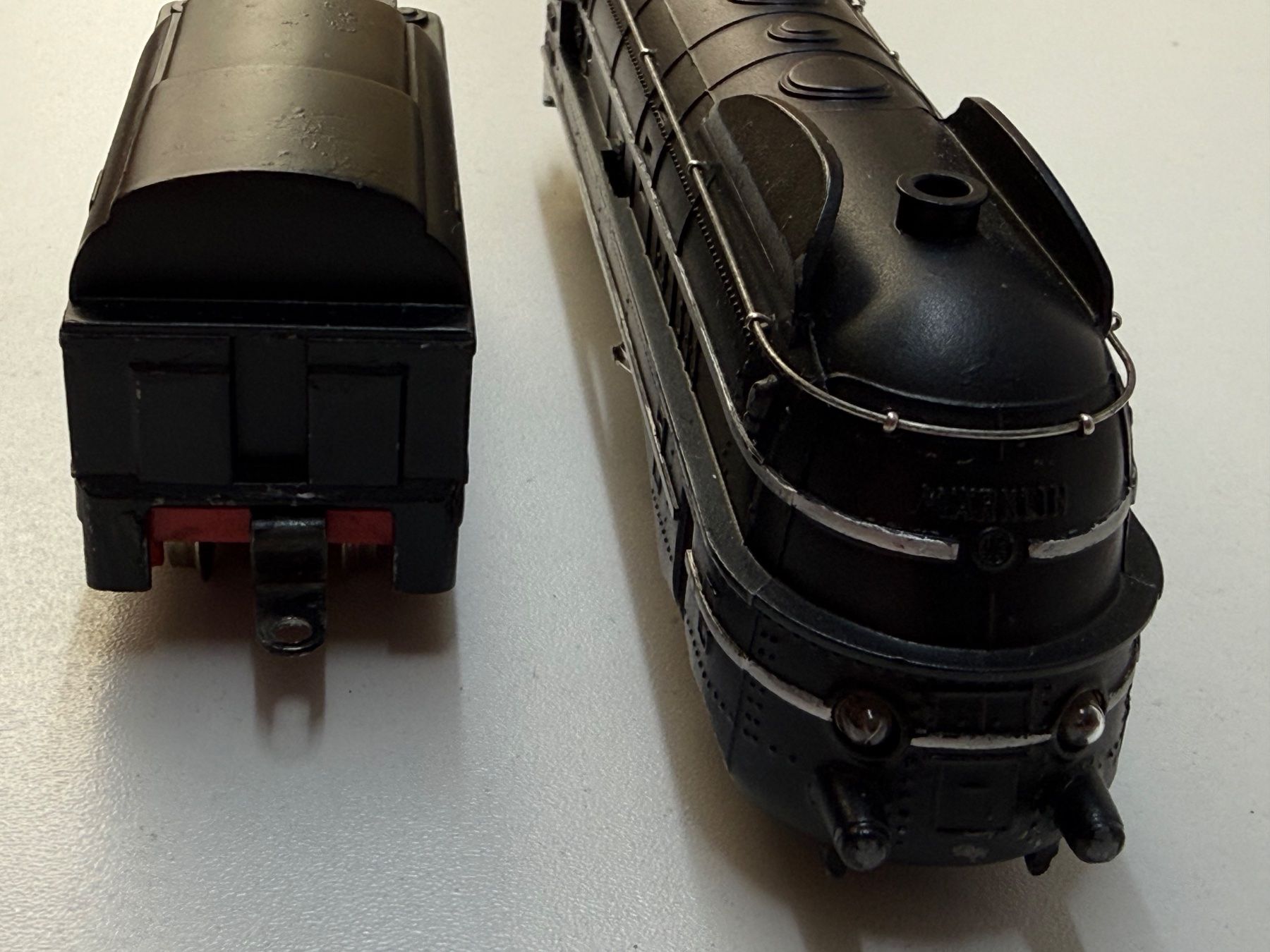 Märklin Modellini di ferrovie: Märklin SK 800, Dampflok mit Tender "Stromlinienform" – Usato da Hinwil venduto da Johann57 5