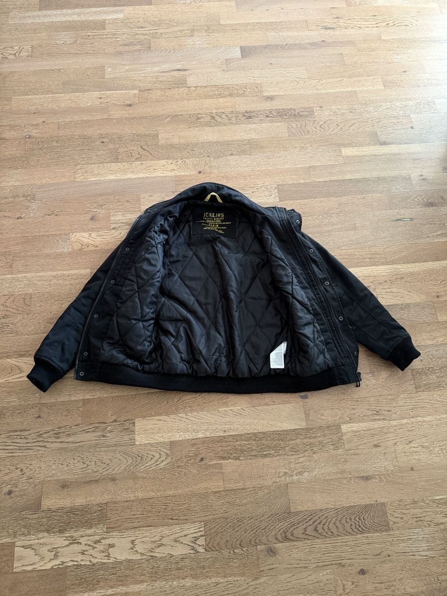 Jack & Jones Giacche: Übergangs-/ Winterjacke Jack & Jones, schwarz, Grösse S – Usato da Aarwangen venduto da flu_si