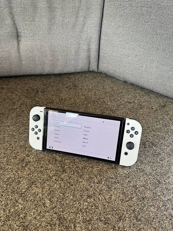 Konsolen: Nintendo Switch OLED inkl. 2 Pro Controller, OVP – Gebraucht aus Rechthalten von Remo_Ba 4