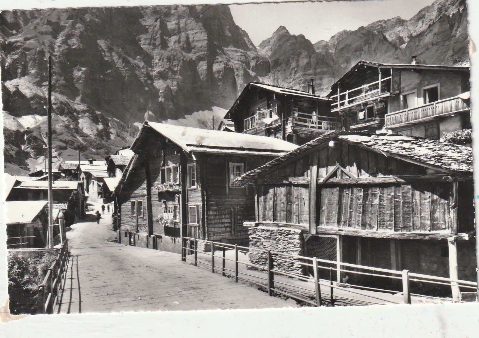 Cartoline postali: Leukerbad Dorfpartie – Usato da Lumbrein venduto da made02