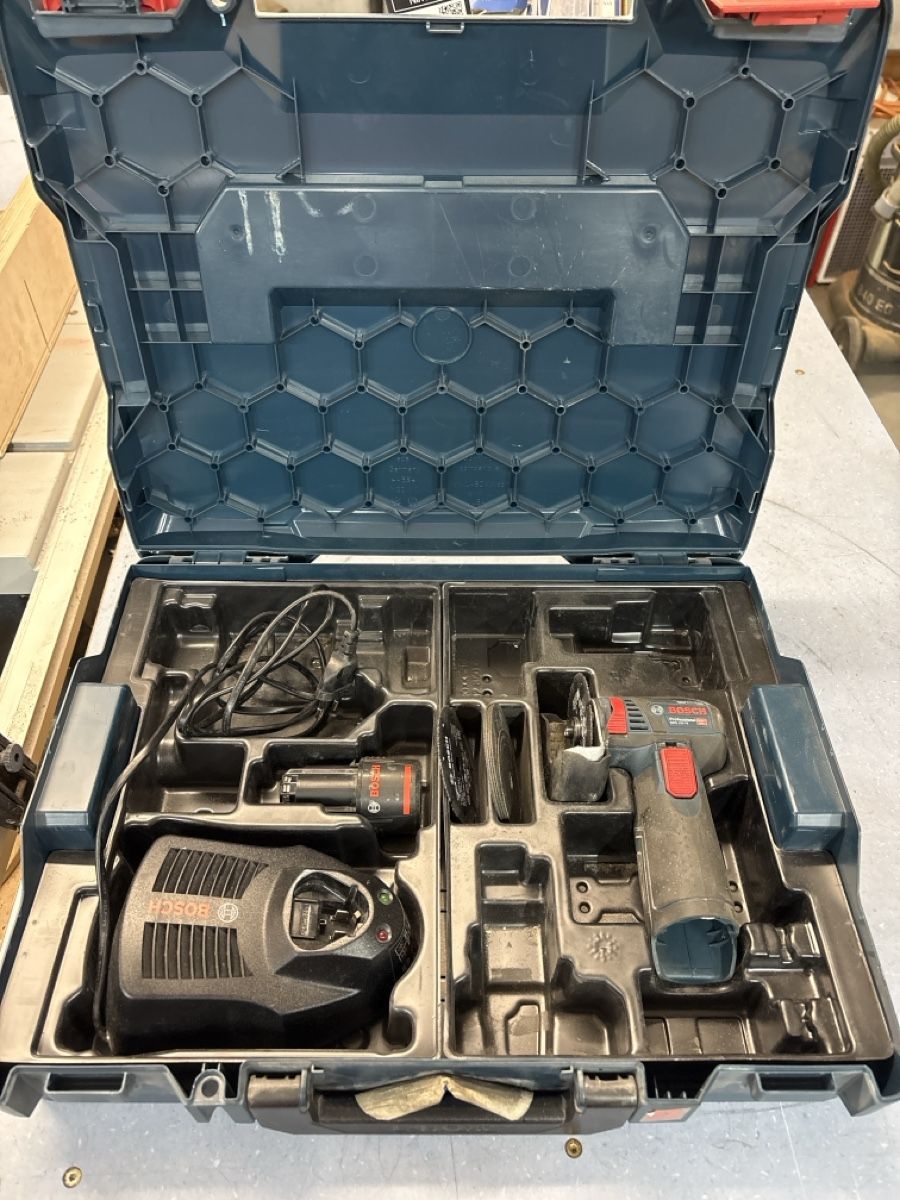 Bosch Tous les outils: BOSCH Professional GWS 12V-76 – D'occasion à Roggliswil par Marla1 1