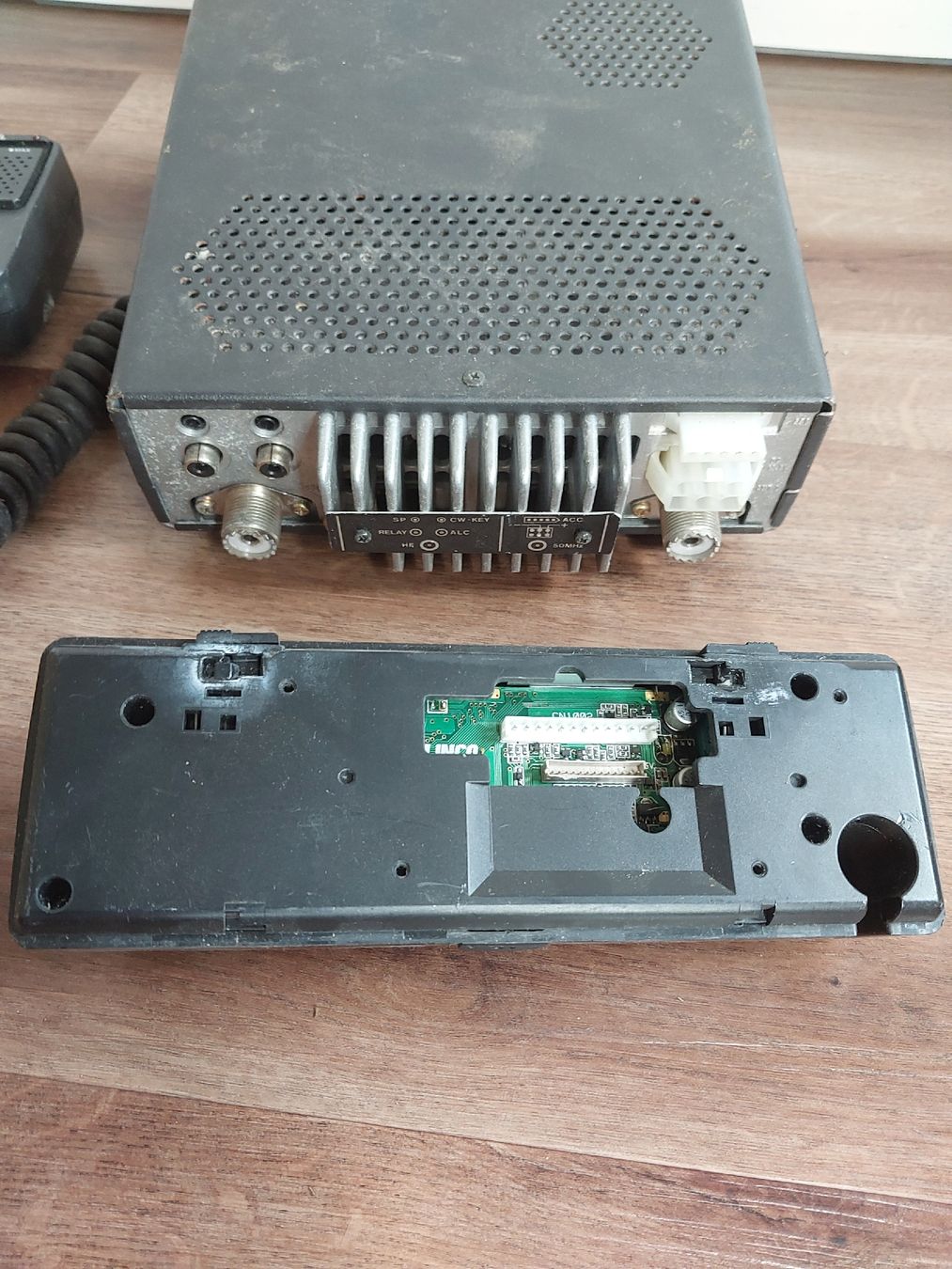 Radiocomunicazione: DEFEKT!!! Alinco DX-70 – Difettoso da Eglisau venduto da HB9ELV 1