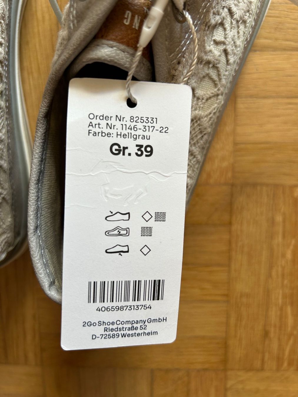 Mustang Chaussures femmes: Mustang Sneaker grau NEU – Neuf (Voir description) à Glashütten par ganadora 2