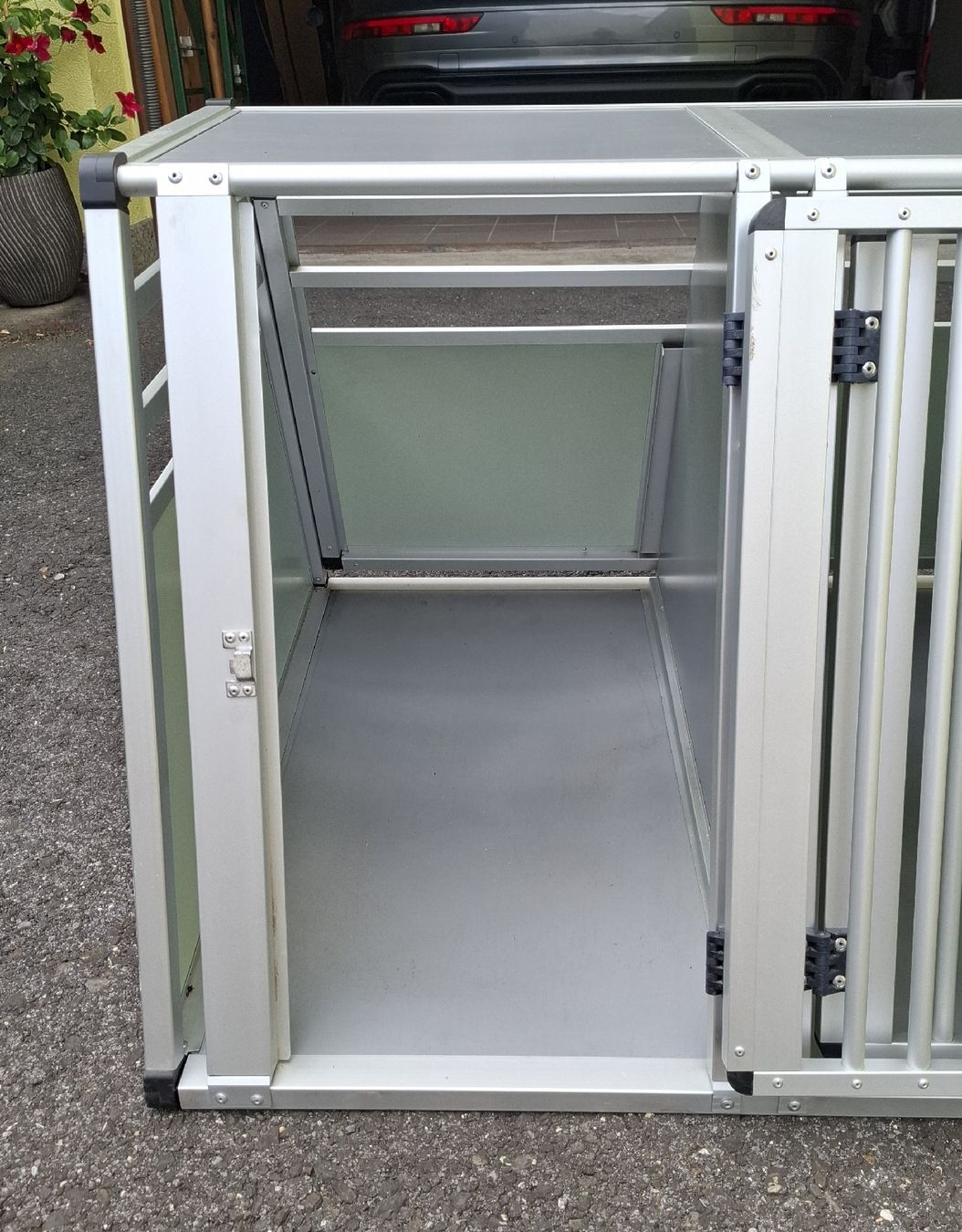 Käfige, Transport & Sicherheit: Autohundebox AluRide Doppelbox – Gebraucht aus Balzers von mackfose 4