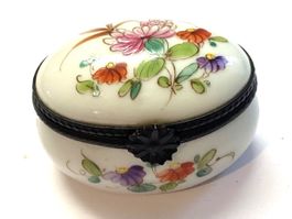 Porzellan Dose Vintage mit Blumenmuster