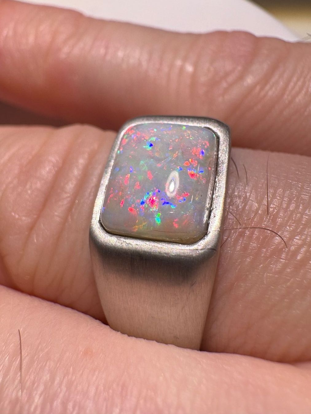 Anelli: Ring Australischer Crystal-Opal+Silber, variable Grösse – Nuovo (secondo la descrizione) da Wilen b. Wil venduto da Tschirio 1