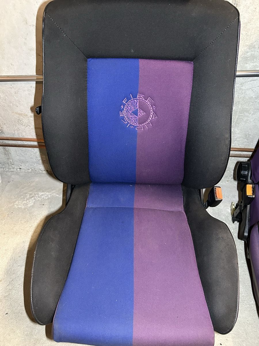 VW Tutti pezzi di ricambio auto: VW Golf2 Sitze – Usato da Gampelen venduto da ste_r6hj 5