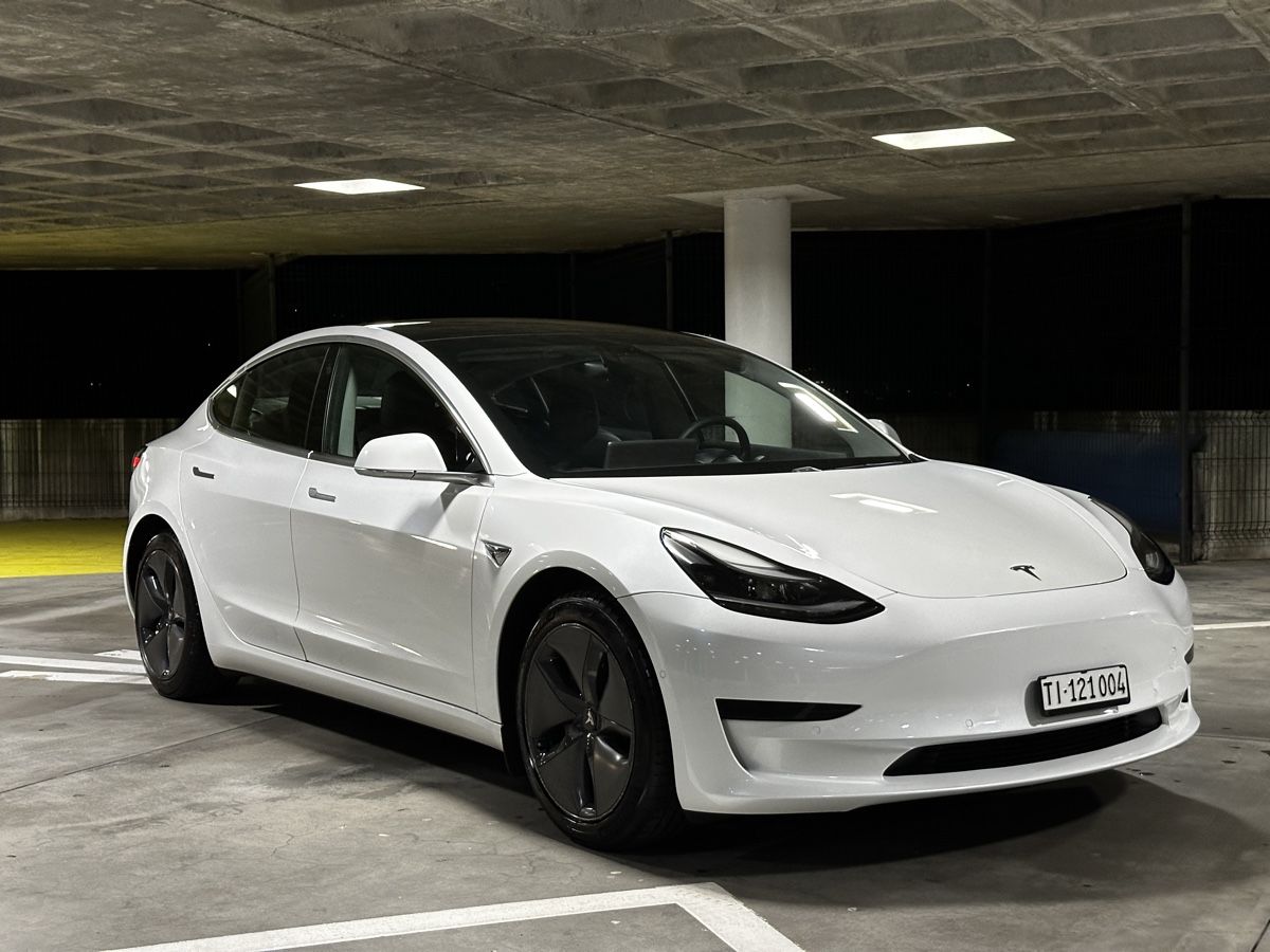 Tesla Automobili: 2020 Tesla Model 3 Standard range Plus Facelift – Usato da Viganello venduto da TechDealer 3