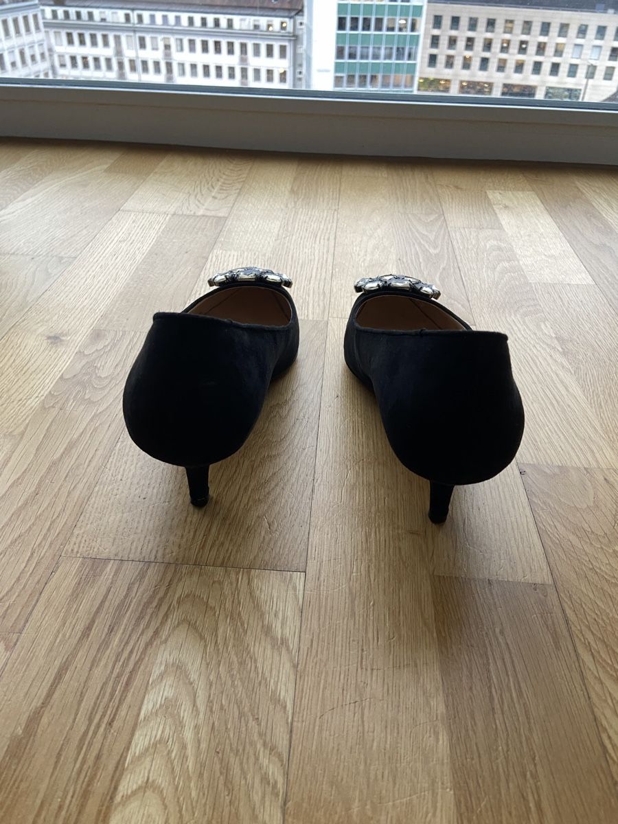 Scarpe da donna: Bata Kitten Heels 👠  – Usato da Fribourg venduto da DayaneH. 3