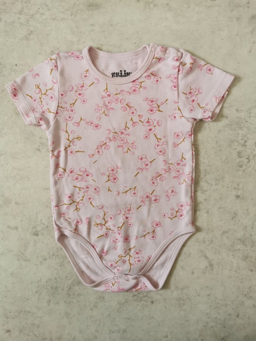 Camicie, Top & T-shirt: Body Gr. 86 – Usato da Seuzach venduto da Tureda 2