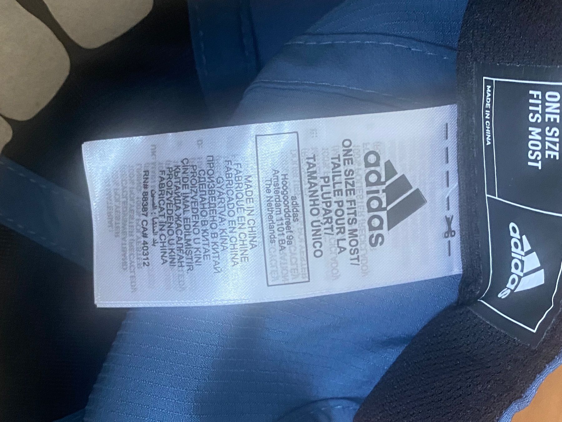 Copricapi, berretti & cappellini: Cappello Adidas – Usato da Buchs ZH venduto da Micki1982 6