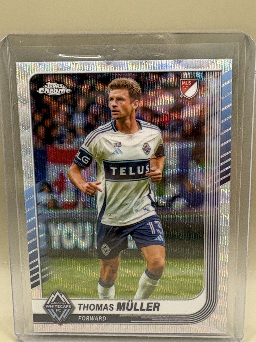 Topps Carte collezionabili: 2025 Topps Chrome MLS - Thomas Muller #97 Wave Refractor – Nuovo (secondo la descrizione) da Oberbuchsiten venduto da Bananefrappe93