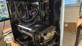i9 10900X, 64 GB RAM, 1TB 970pro, RTX 3080, LianLi fast Neu