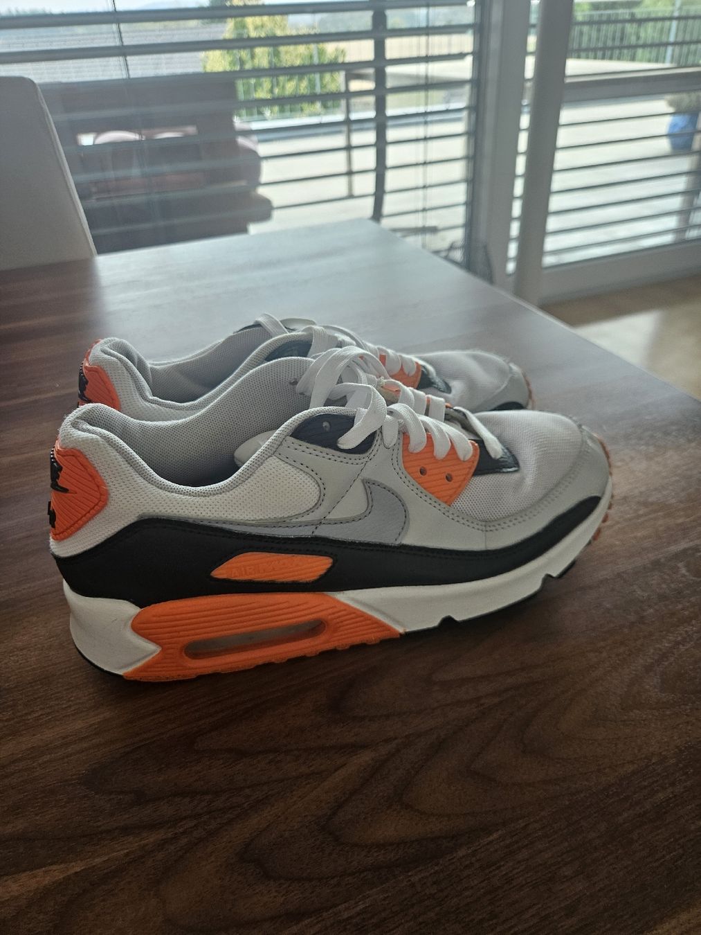 Herrenschuhe: Nike Air Max 90 Sneaker Grösse 41 gebraucht – Gebraucht aus Thun von Deathcorequeen