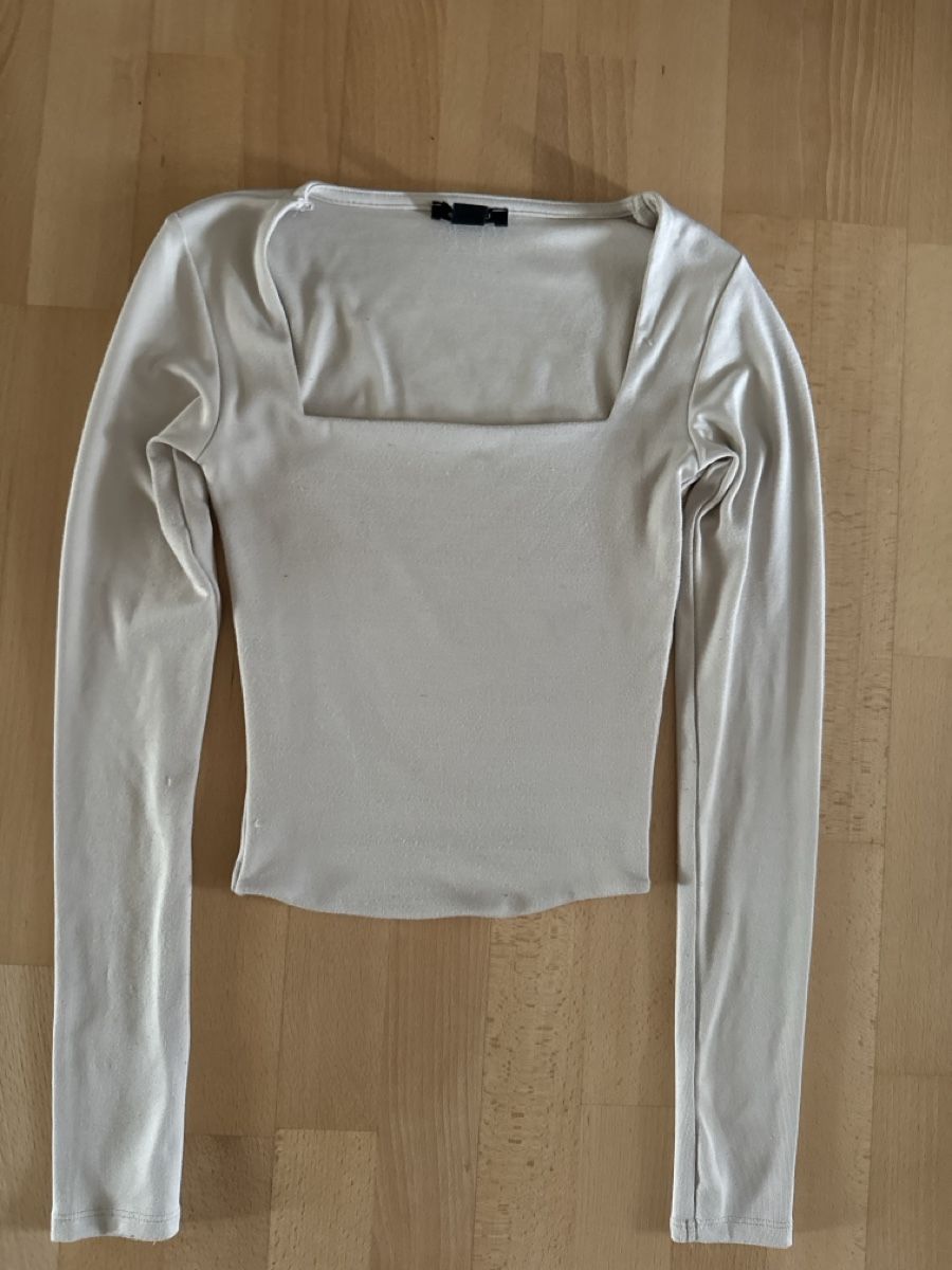 Camicette, T-shirt & Top: Oberteil – Usato da Uzwil venduto da ale_27xy