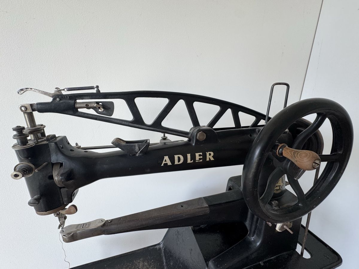 Adler Macchine da cucire: Adler 30-1 Nähmaschine – Usato da Wimmis venduto da andi_p 2