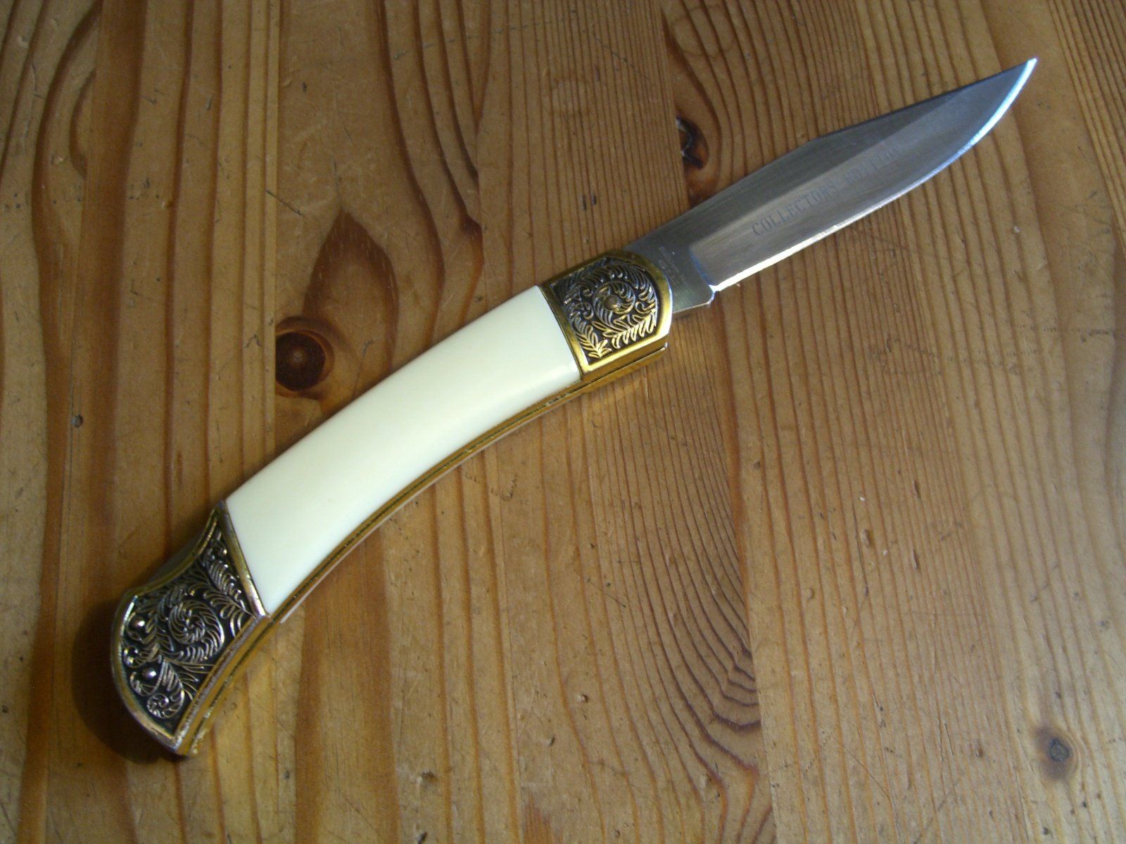 Zubehör: Messer von Falkner, mit einer "St. Gotthard" Edition – Gebraucht aus Winterthur von Ghandi5 1