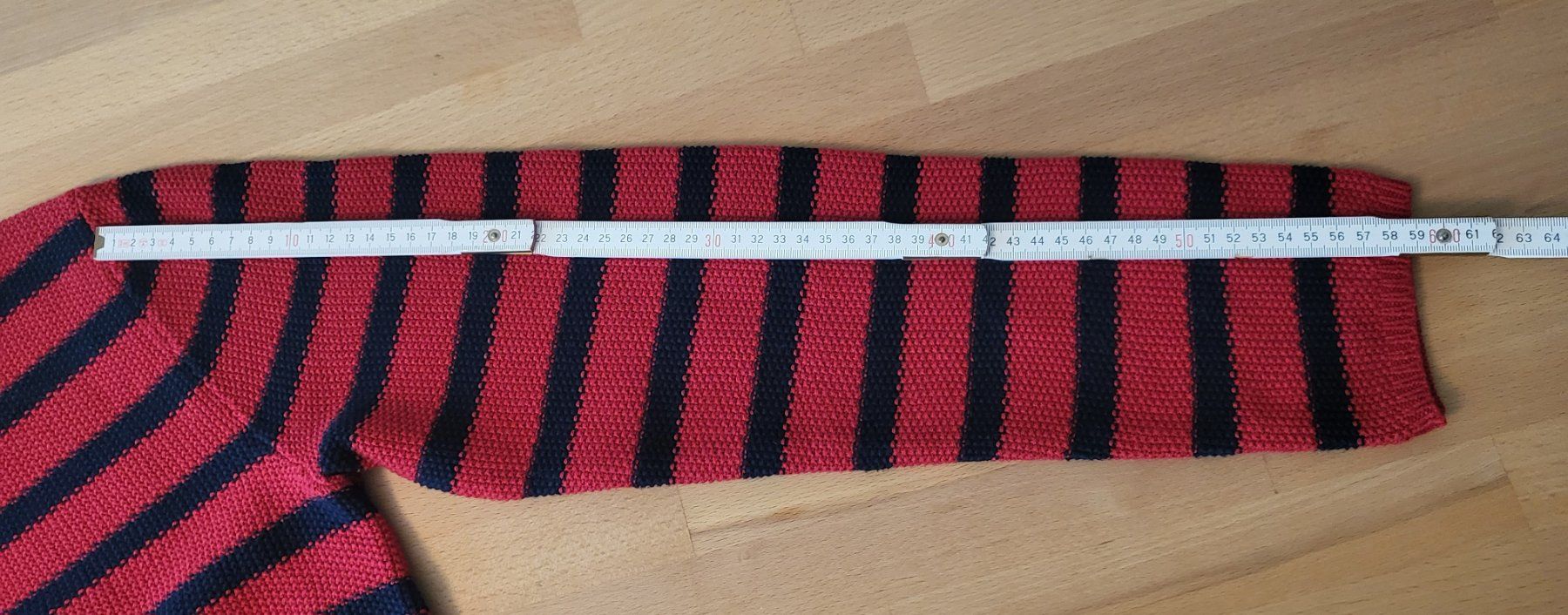 Lieblingsstück Maglioni & Felpe: Lieblingsstück Damen Pullover, Rot/Schwarz Gestreift Gr. 38 – Nuovo (secondo la descrizione) da Baar venduto da deg_d6l5 9