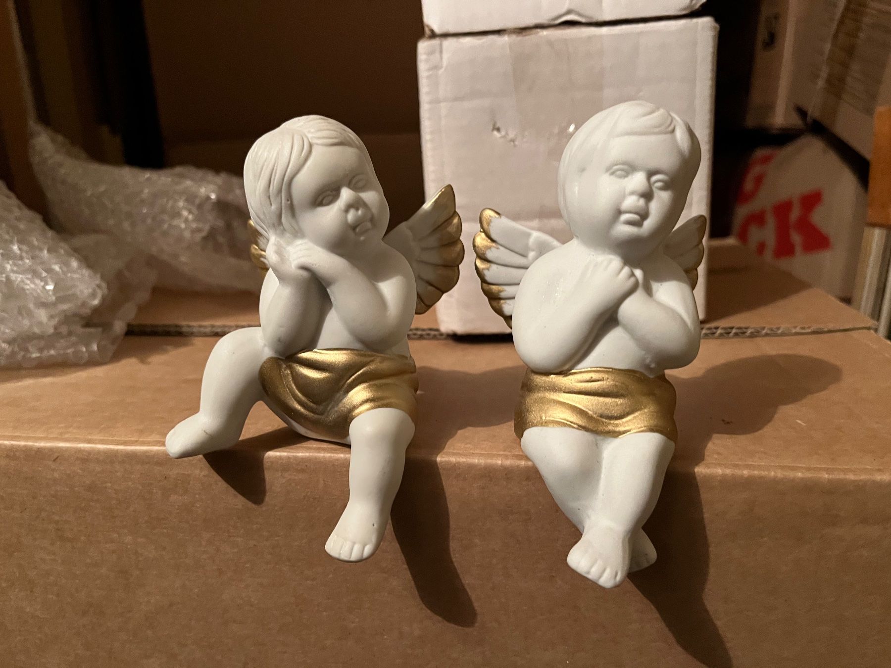 Statuette: 2 sitzende Engelchen – Usato da Weiningen ZH venduto da and_6tm5
