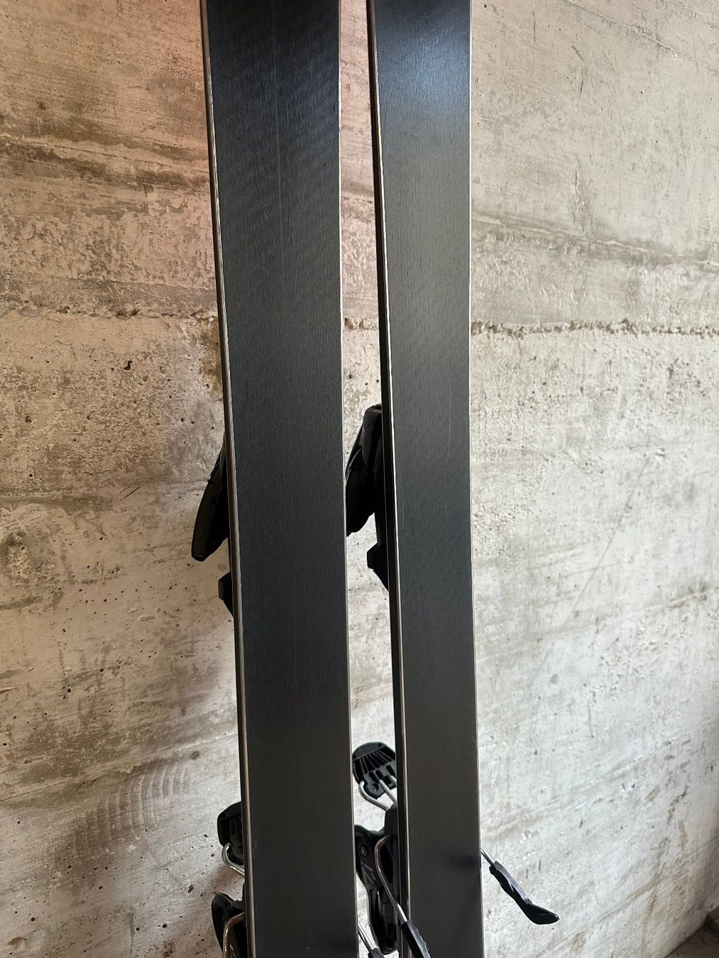 Stöckli Skis: Stöckli Spirit Ski 155CM – Gebraucht aus Emmenbrücke von karkarkar 4