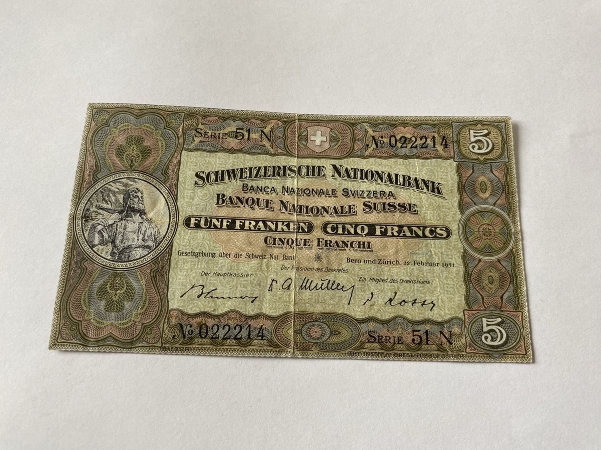 Banconote: Schöne Fünfer Note gefaltet  – Usato da Köniz venduto da Sonnenschein._.77