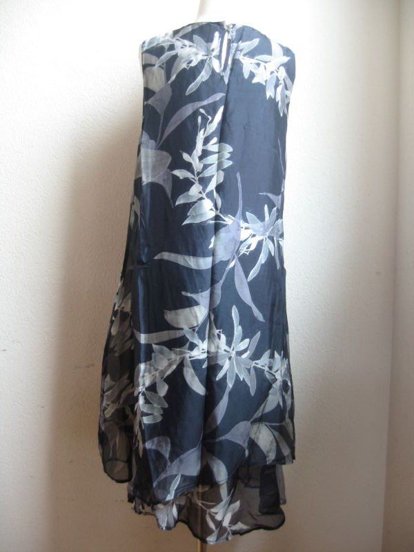 Nile Vestiti: Nile belle robe en taille 42CH! – Usato da Champlan venduto da baghera12 2